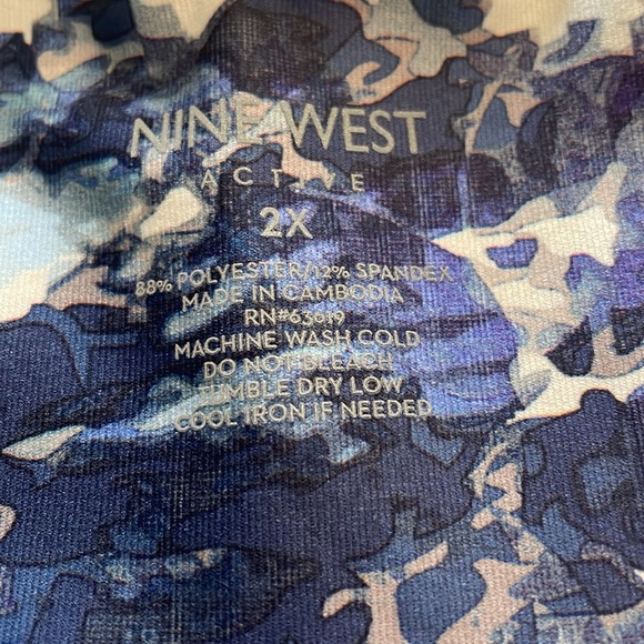 Work out shorts! Brand new!🆕 - Picture 4 of 5